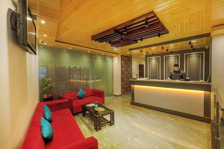 Hotel Interior 4 of 17