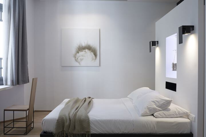 Room 42 of 71
