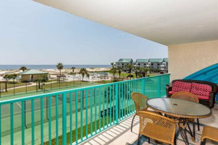 Terrace/Patio 10 of 151