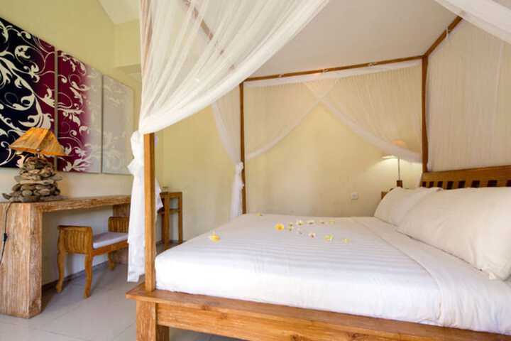 Room 6 of 20