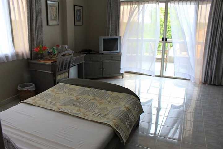 Room 15 of 68