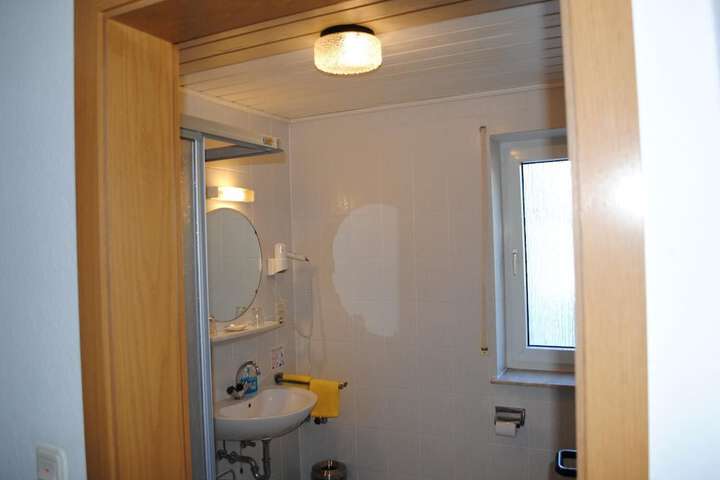 Room 10 of 45