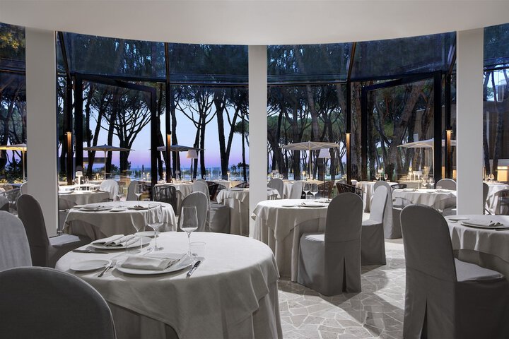 Dining 98 of 141