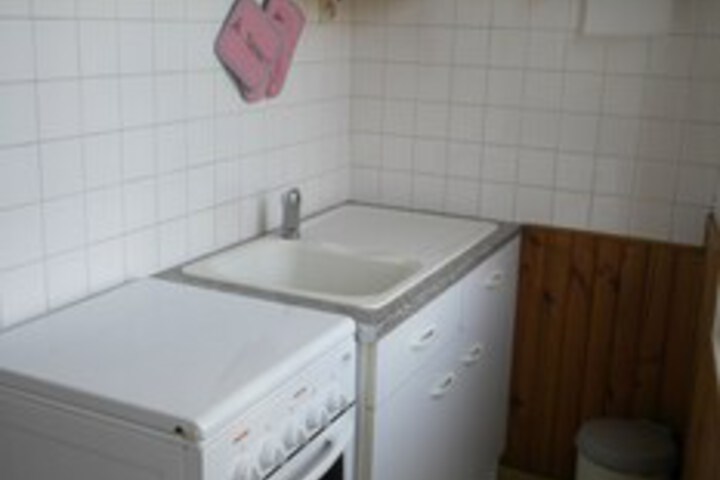 Room 7 of 13