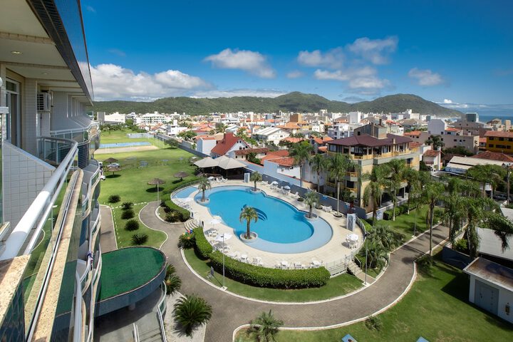 Hotel Pool