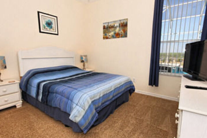Room 135 of 380