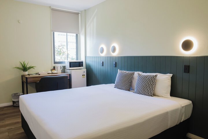 Room 5 of 21