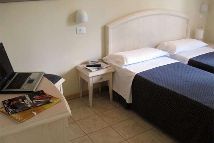 Room 7 of 29