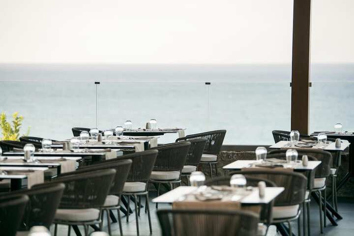 Dining 289 of 332