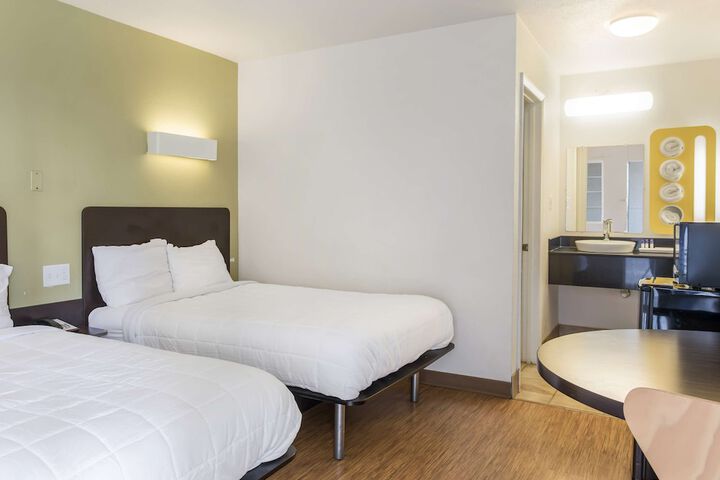 2 Double Beds (2 of 8)