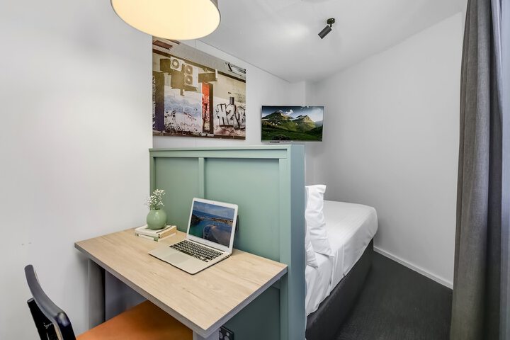 Room 11 of 57