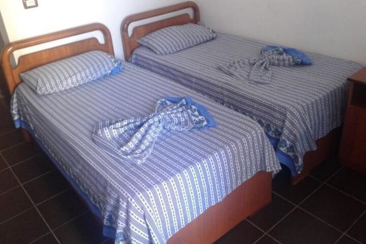 Room 2 of 5