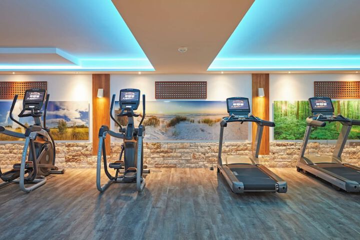 Health and Fitness 51 of 196