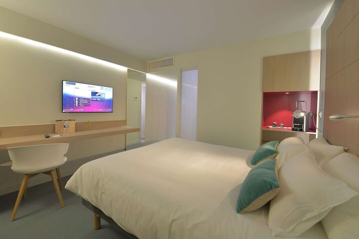 Room 20 of 79