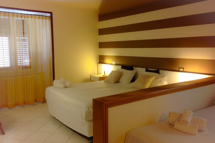 Room 5 of 61