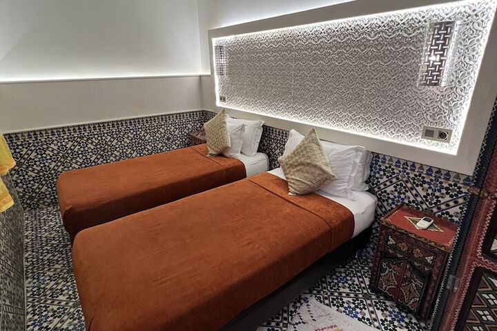 Room 18 of 36