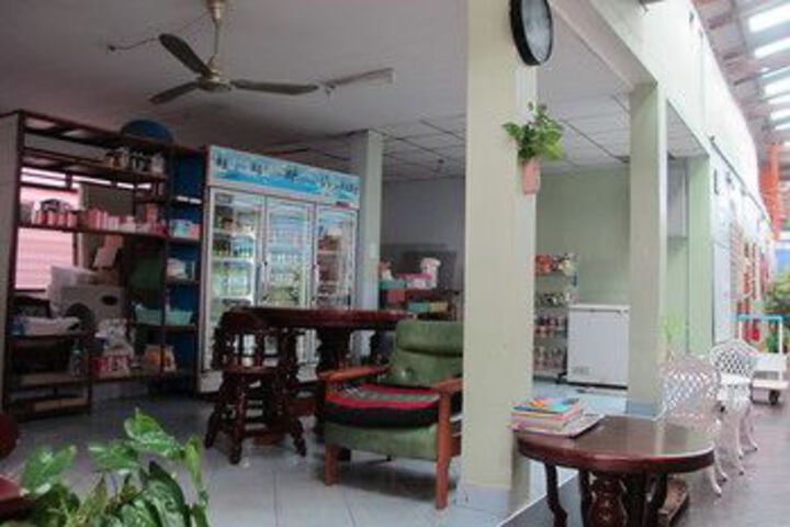 Gift Shop 13 of 51