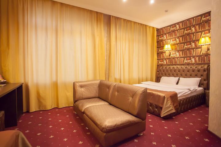 Room 7 of 39