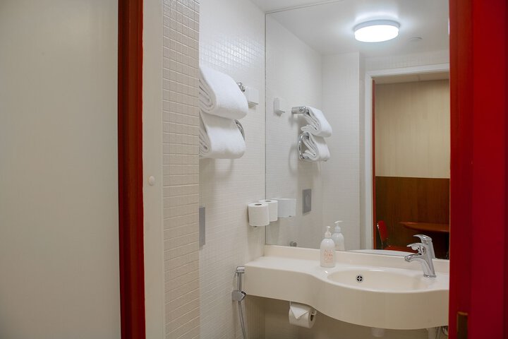 Clean Restrooms