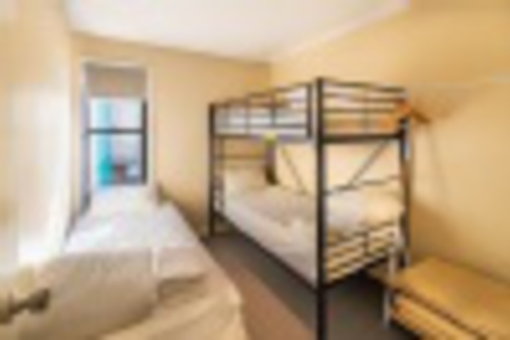 Room 472 of 792