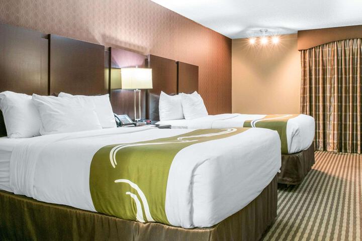 Standard Room, King or Two Doubles (8 of 9)