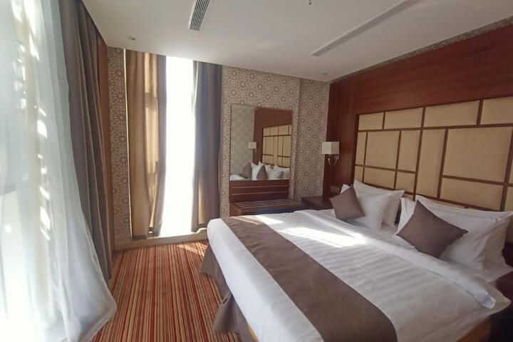 Room 22 of 35