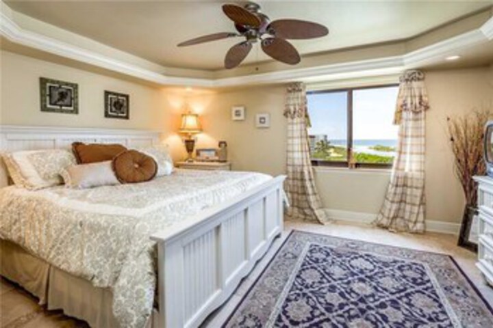 Room 16 of 18