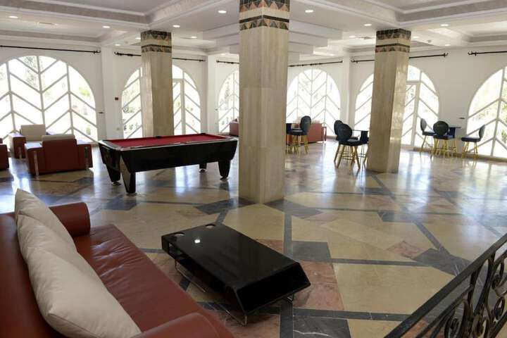 Hotel Interior 4 of 34