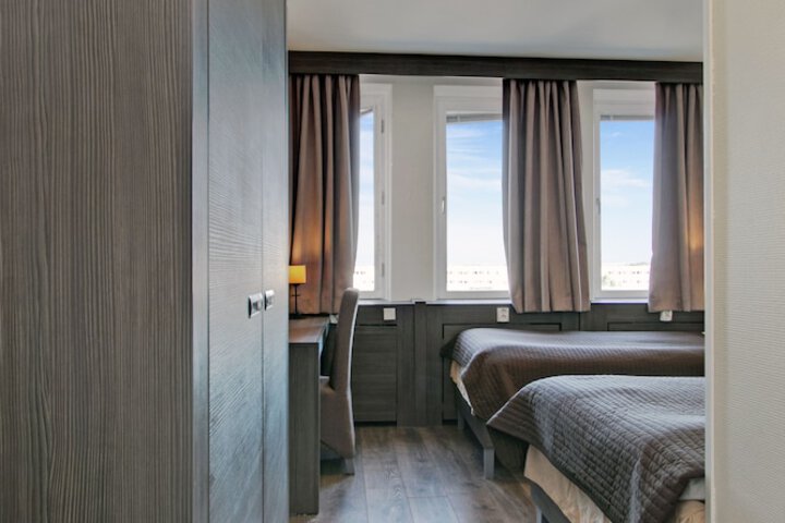 Room 16 of 41