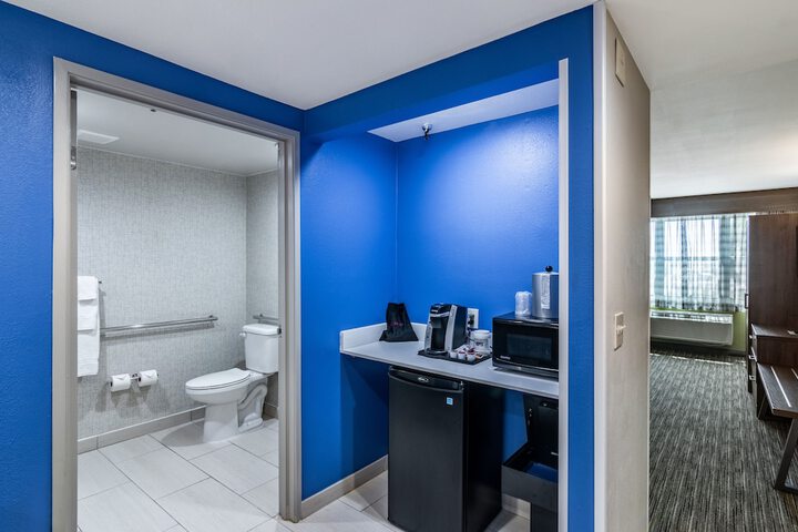 Room amenity