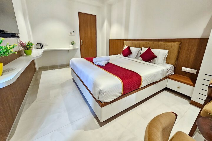 Room 14 of 21