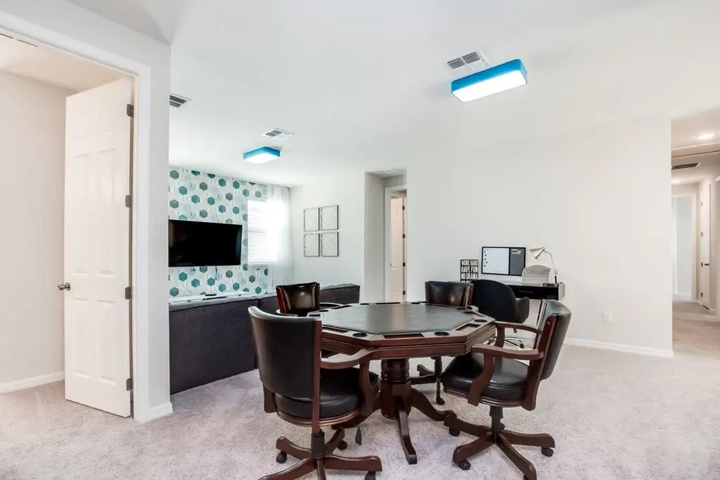 Room 5 of 30