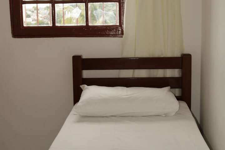 Room 8 of 157