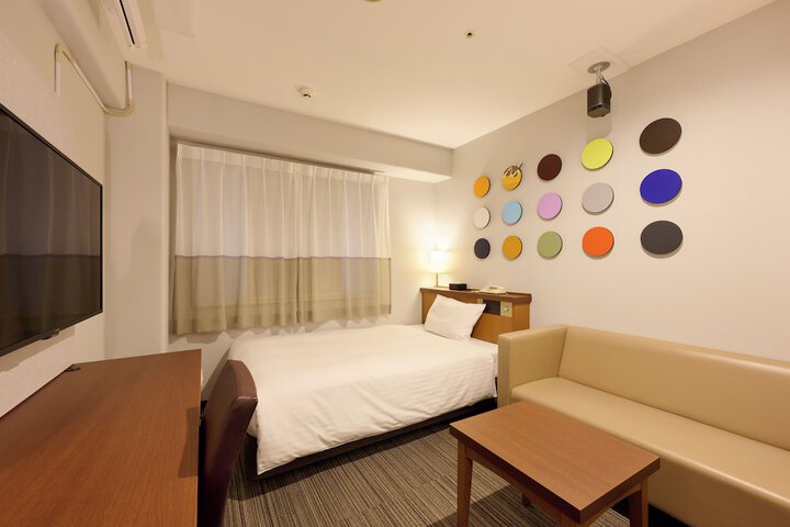 Room 5 of 21