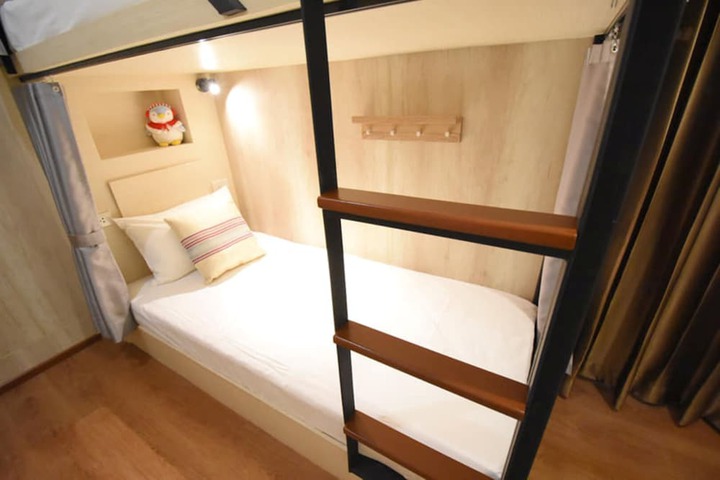 Room 28 of 62