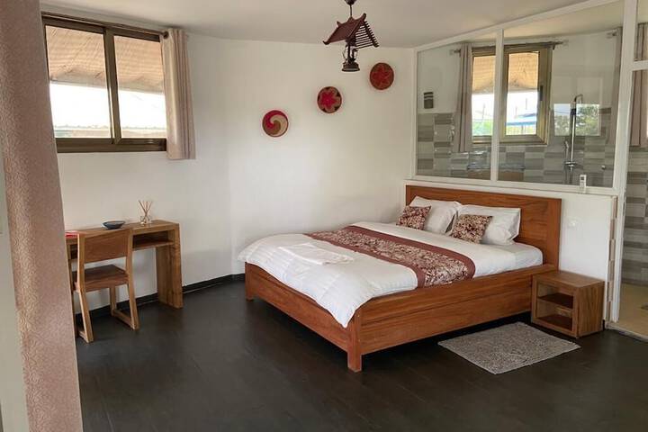 Room 3 of 16