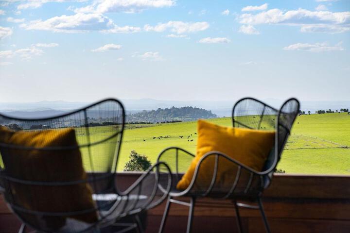 General 12 of 18
