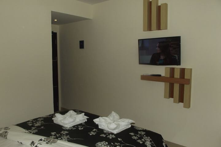 Room 12 of 24