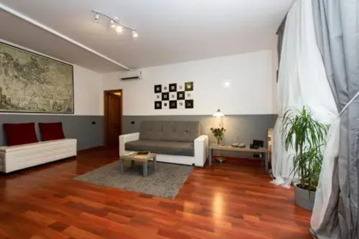 Room 16 of 22