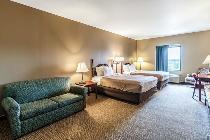 1 King Bed (14 of 14)