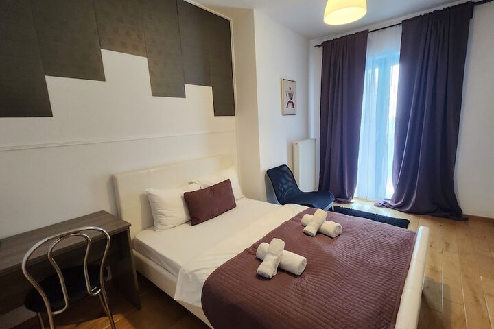 Room 15 of 206