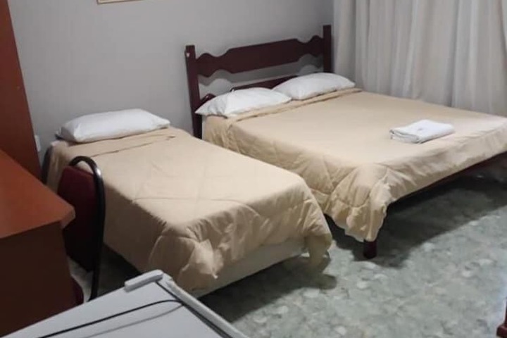 Room 9 of 29