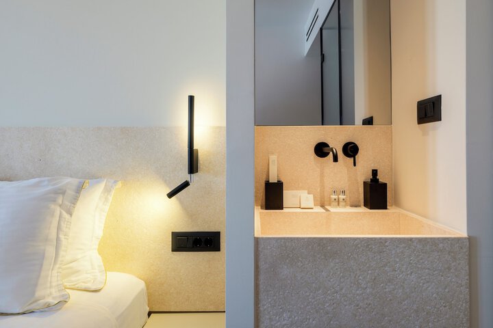 Room 30 of 56