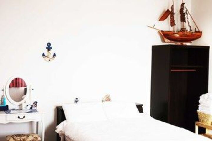 Room 34 of 64