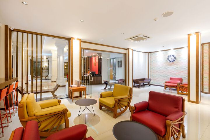 Ballroom/Hall 47 of 65