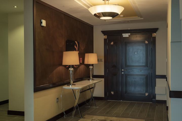 Room 42 of 81