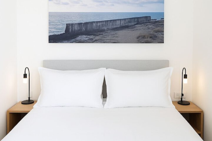 Room 4 of 15