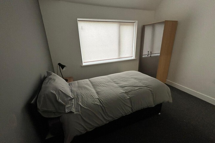 Room 51 of 93