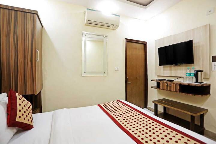 Room 21 of 46