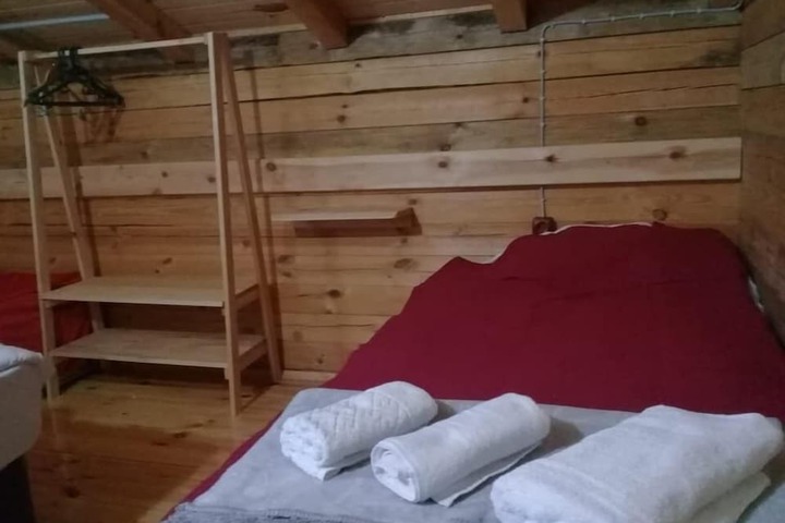 Room 5 of 13